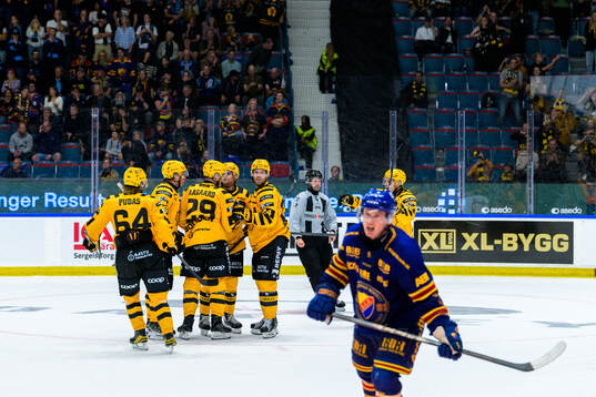 Skellefteås spelare jublar