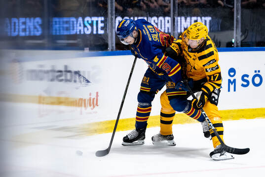 Djurgårdens Håvard Salsten och Skellefteås Pär Lindholm