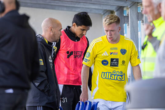 Falkenbergs Lucas Sibelius blir utbytt