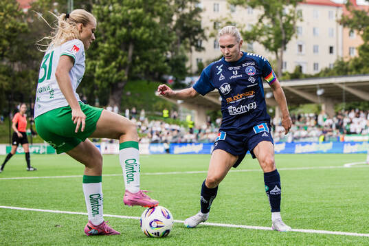 Hammarbys Smilla Holmberg och Linköpings Jonna Andersson