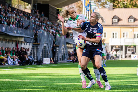 Hammarbys Smilla Holmberg och Linköpings Jonna Andersson