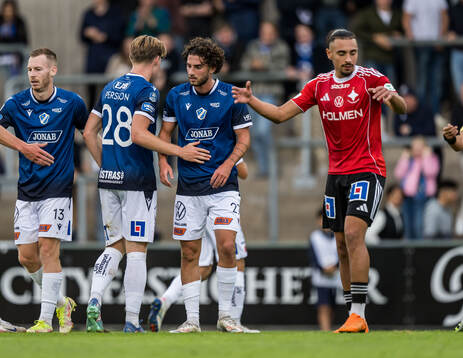 Halmstads Rocco Ascone jublar och IFK Norrköpings Moutaz
