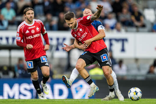 IFK Norrköpings Arnor Traustason och Halmstads Joel