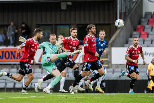 Halmstads målvakt Tim Rönning