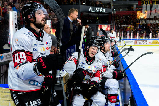 Malmö Redhawks Seth Barton och Patrik Norén deppar