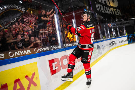Luleås Filip Eriksson jublar