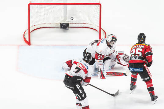 Luleås Filip Eriksson gör 5-0 på Malmö Redhawks