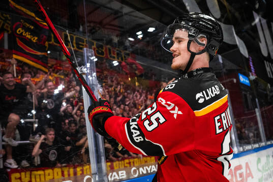 Luleås Filip Eriksson jublar