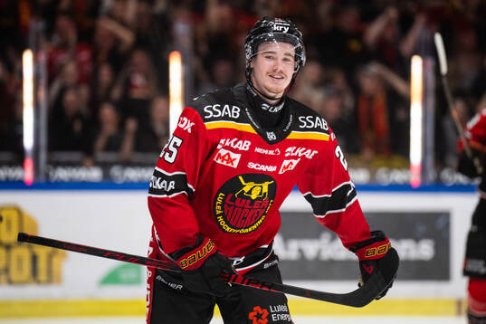 Luleås Filip Eriksson jublar