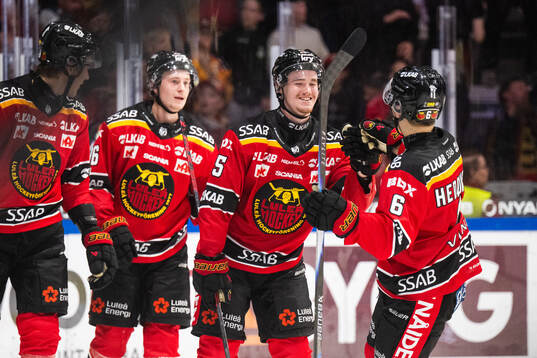 Luleås Filip Eriksson jublar