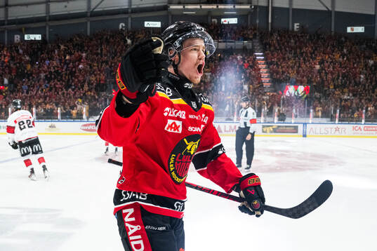 Luleås Filip Eriksson jublar