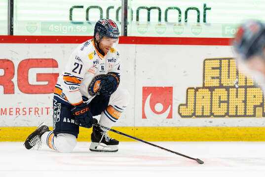Växjös Brian Cooper har ont