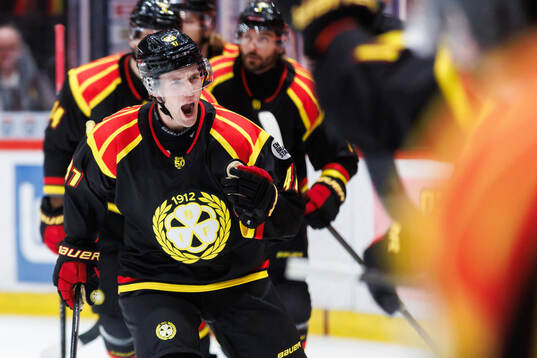 Brynäs Lucas Pettersson jublar