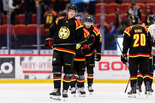 Brynäs Oskar Lindblom deppar