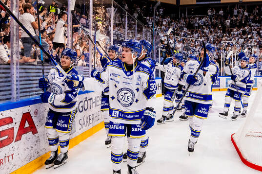 Leksands spelarna jublar