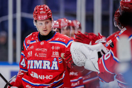 Timrås Sebastian Hartmann jublar