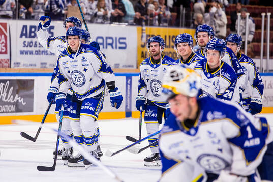 Leksands spelarna jublar