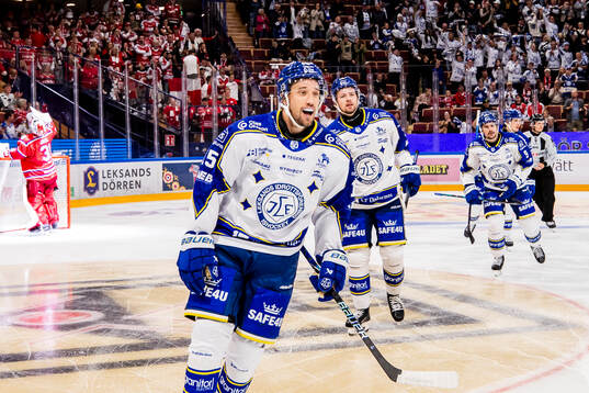 Leksands Max Veronneau jublar