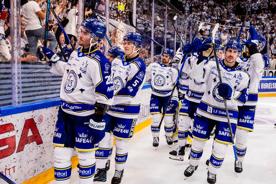 Leksands spelarna jublar