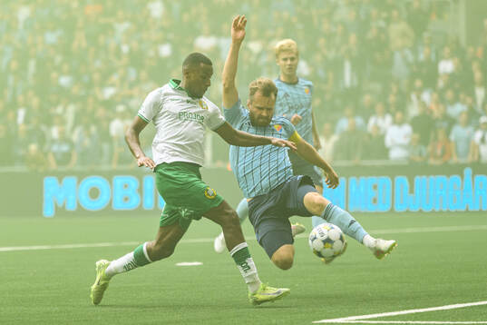 Hammarbys Paulos Abraham och Djurgårdens Jacob Une