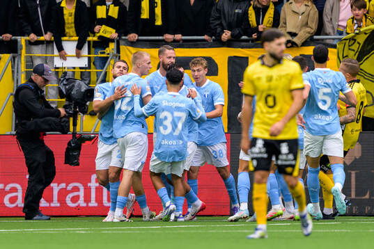 Malmö FFs Daniel Gudjohnsen jublar