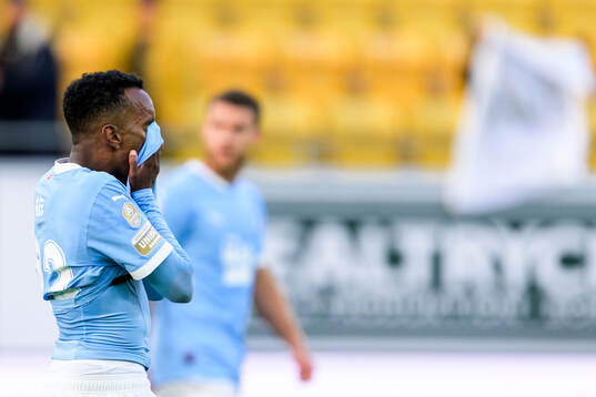 Malmö FFs Taha Ali deppar