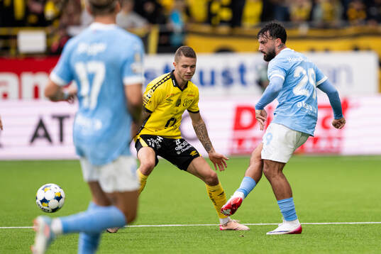 Elfsborgs Julius Magnusson och Malmö FFs Sead Haksabanovic