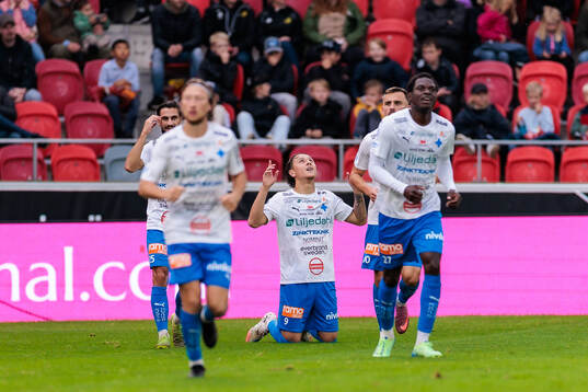 Värnamos Kai Meriluoto jublar