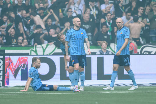 Djurgårdens Jacob Une har ont