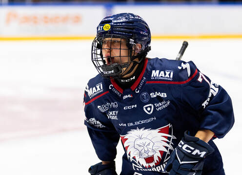 Linköpings Madeleine Leidt jublar