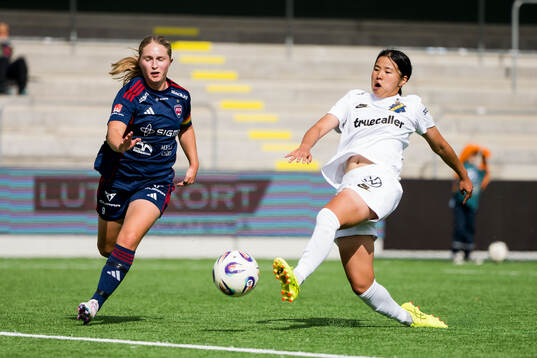 Rosengårds Hanna Andersson och AIKs Haruna Tabata