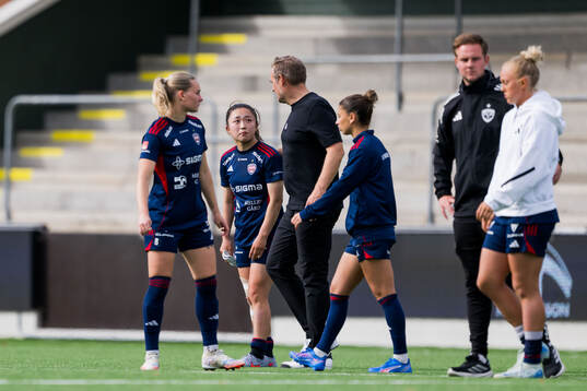 Rosengårds Aemu Oyama deppar