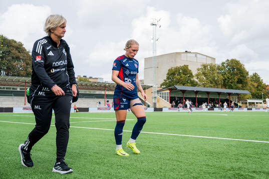 Rosengårds Emilia Larsson lämnar planen
