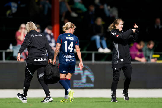Rosengårds Emilia Larsson lämnar planen