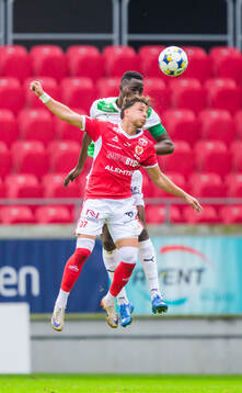 Västerås Frederic Nsabiyumva och Kalmars Tomas Kalinauskas