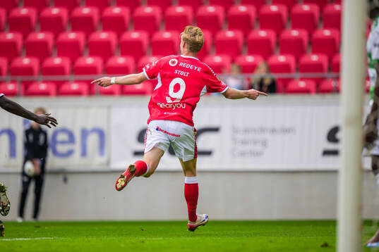 Kalmars Malcolm Stolt jublar