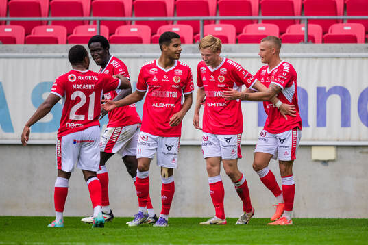Kalmars Malcolm Stolt jublar