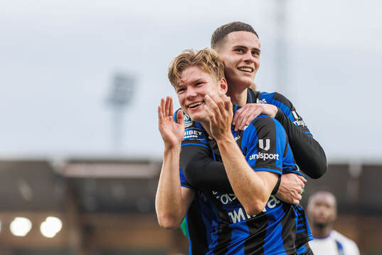 Sirius Victor Svensson och Robbie Ure jublar