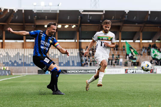 Sirius Henrik Rönnlöf Castegren och GAIS Edvin Becirovic