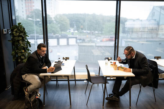MAX experter Nordin Gerzic och Alexander Axén