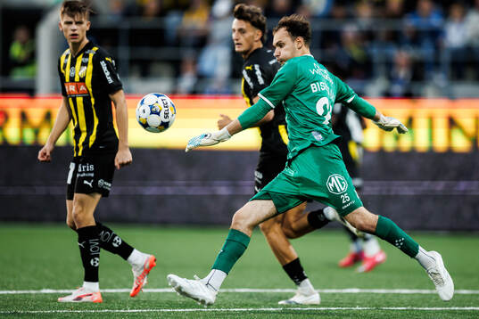 IFK Göteborgs målvakt Elis Bishesari