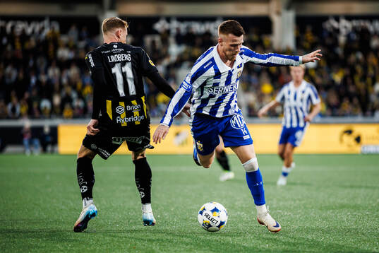 Häckens Julius Lindberg och IFK Göteborgs Tobias Heintz