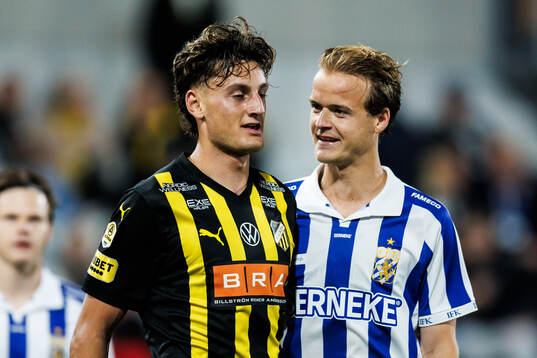 Häckens Silas Andersen och IFK Göteborgs August Erlingmark