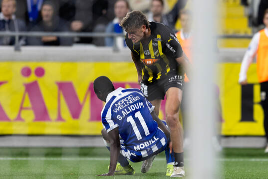 IFK Göteborgs Saidou Alioum Moubarak och Häckens Silas