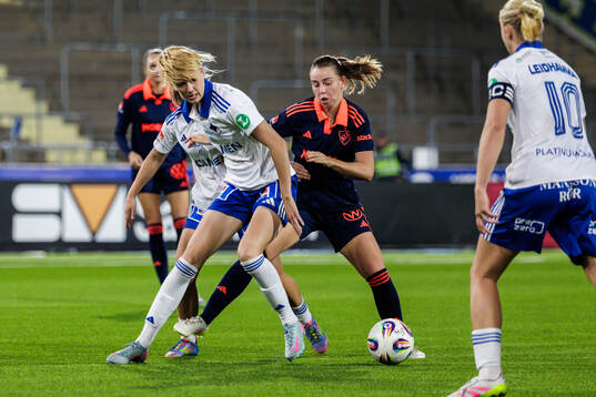 IFK Norrköpings Ebba Handfast och Djurgårdens Elsa