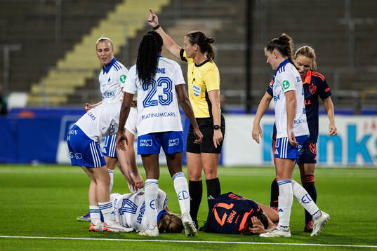 IFK Norrköpings Ebba Handfast och Djurgårdens Casey Yujin
