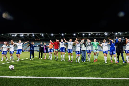IFK Norrköpings spelare jublar