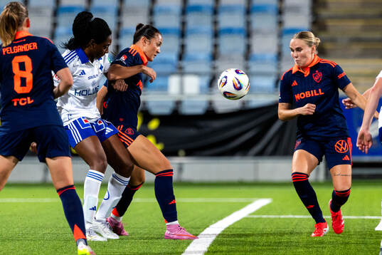 IFK Norrköpings Maya Aliyah Antoine och Djurgårdens Casey