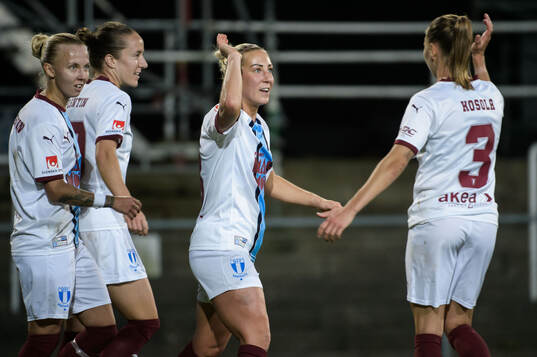 Malmö FFs Mia Persson jublar