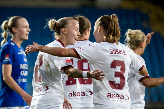Malmö FFs Nathalie Hoff Persson och Katariina Kosola jublar